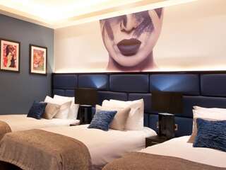 Отель The Residence Hotel Голуэй Стандартный трехместный номер-7